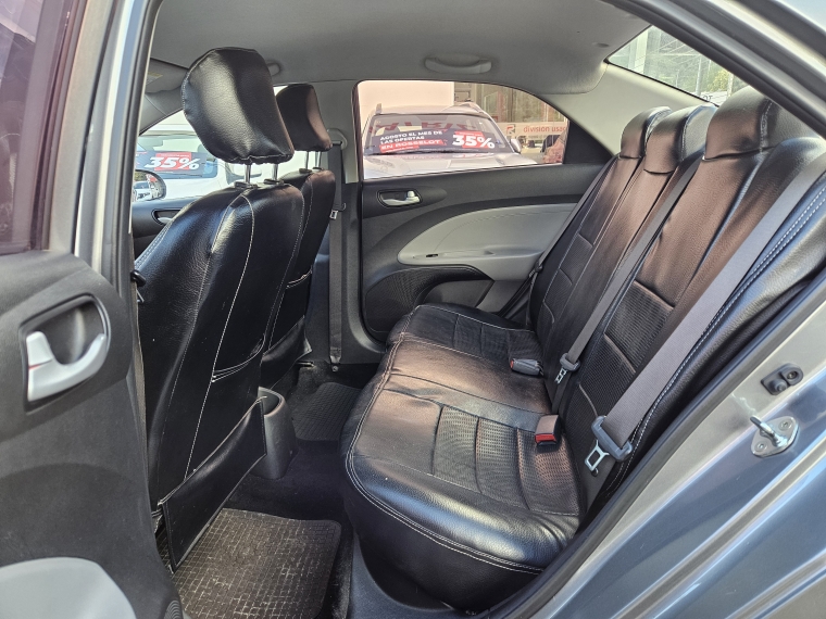 Kia Soluto Soluto 1.4 2022 Usado en Rosselot Usados