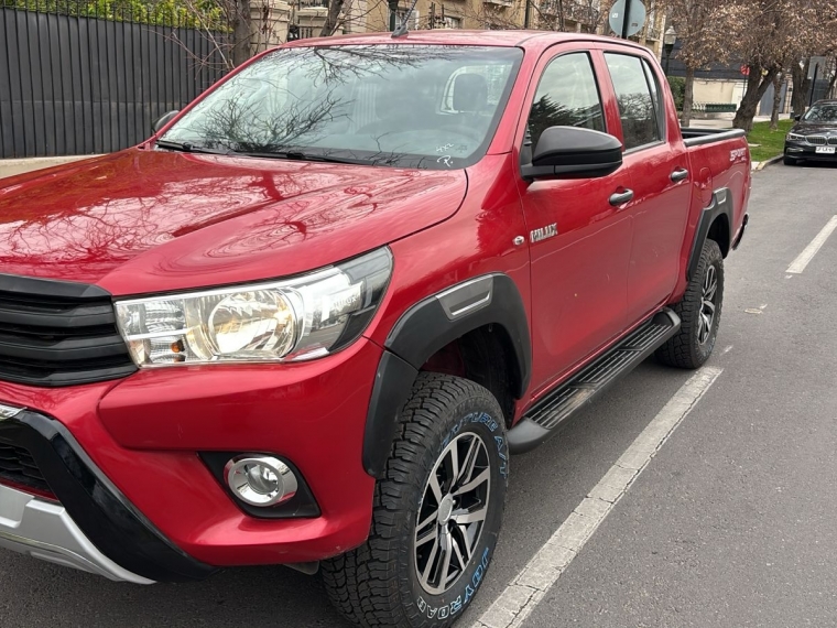 Toyota Hilux Dcab Dx 4X2 2.4Cc