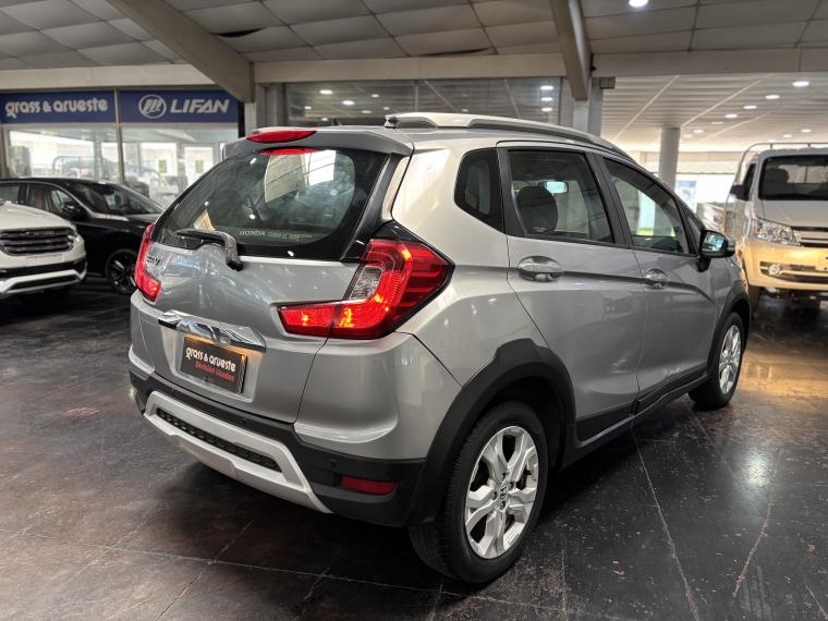 Honda Wr-v Lx 1.5l 5mt Ac 2018  Usado en Grass & Arueste
