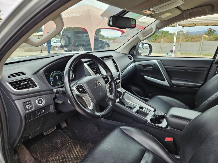 Mitsubishi Montero sport New Montero Sport 3.0 2wd At Euro 6 2024 Usado en Rosselot Usados