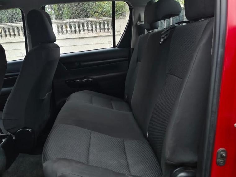 TOYOTA HILUX DX 4X2 2.4 - imagen 9