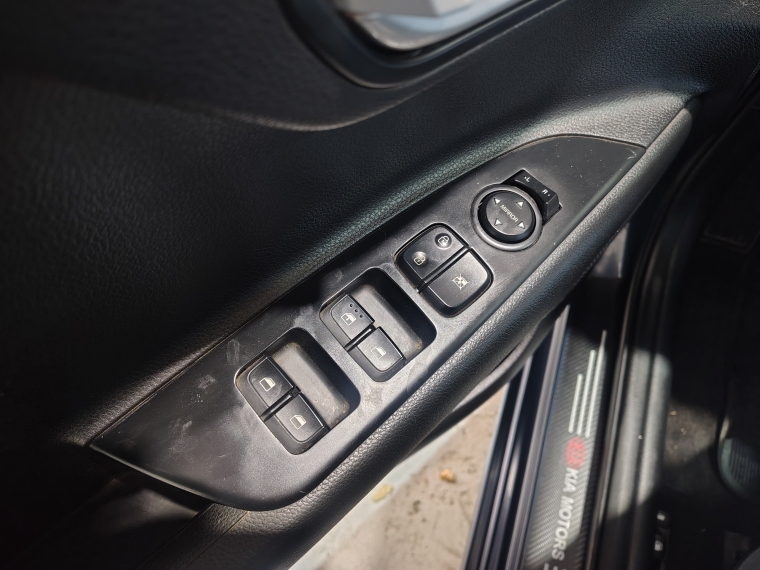 Kia Rio 4 Rio 4 6mt 1.4 2022 Usado en Rosselot Usados