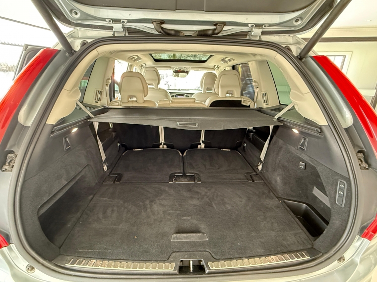Volvo Xc90 T6 Awd 2.0t Inscription 2018 Usado en Automotriz Olea Flaño