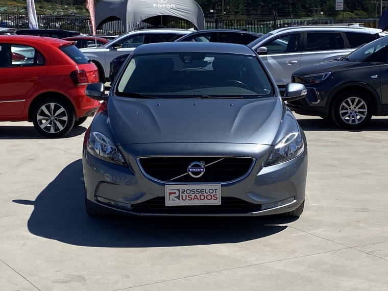 Volvo V40 V40 D2 Mec 1.6 Comfort 2015 Usado en Rosselot Usados