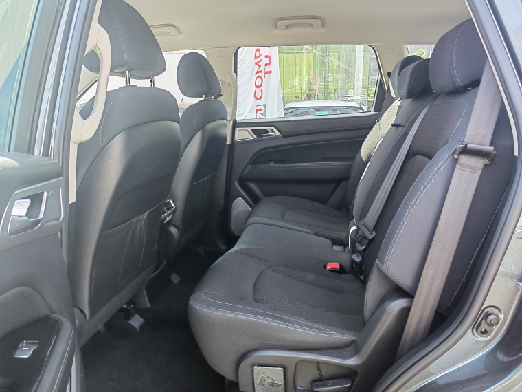 Ssangyong Rexton New Rexton 2.2 Mt 4x2 - Yrx301 Euro Vi 2023 Usado en Rosselot Usados