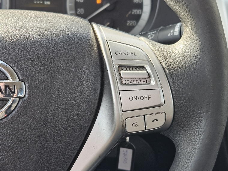 Nissan Np300 Dcab Xe 2.3 2018 Usado  Usado en Autoselect Usados
