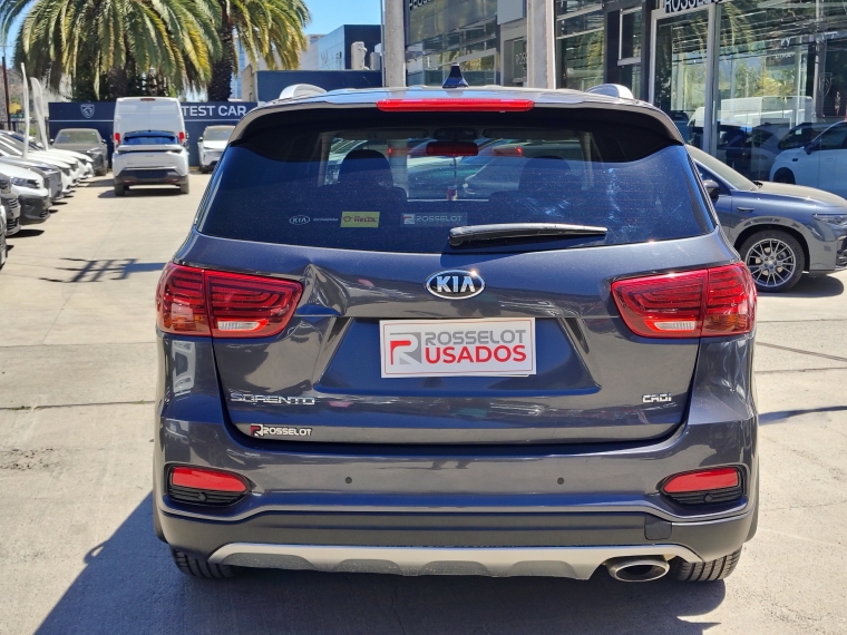 Kia Sorento New Sorento Ex 2.2l Dsl 6mt 2wd 4x2 - 1966 2020 Usado en Rosselot Usados