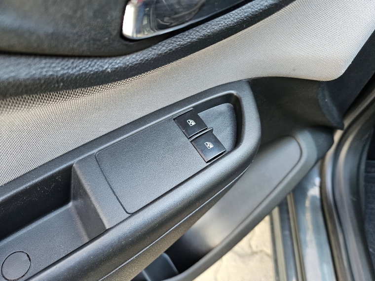 Chevrolet Onix 1.4 Lt Mt 2019 Usado  Usado en Kovacs Usados