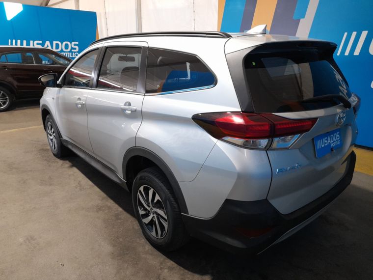 Toyota Rush 1.5 Xli Mt 5p 2022 Usado Usado en Webautos.cl Toyota Rush 1.5 Xli Mt 5p 2022 Usado Usado en Webautos.cl