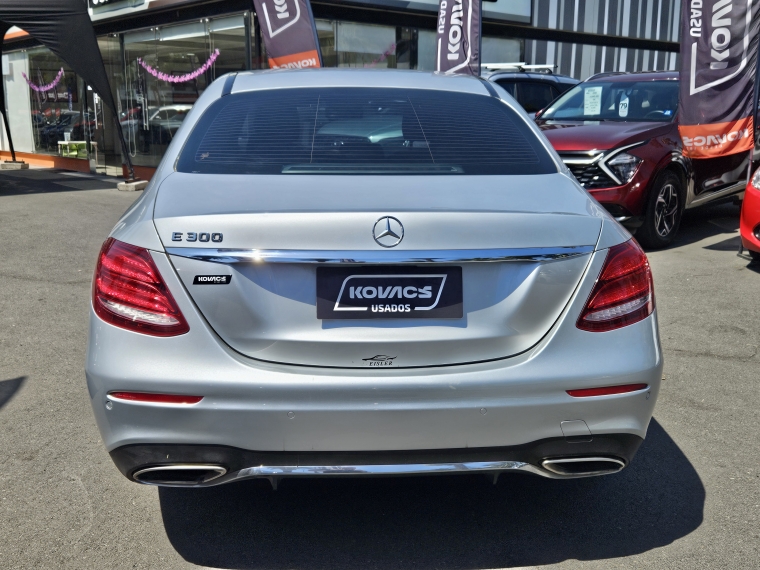 Mercedes benz E 300 E300 2.0 Aut 2018 Usado  Usado en Kovacs Usados