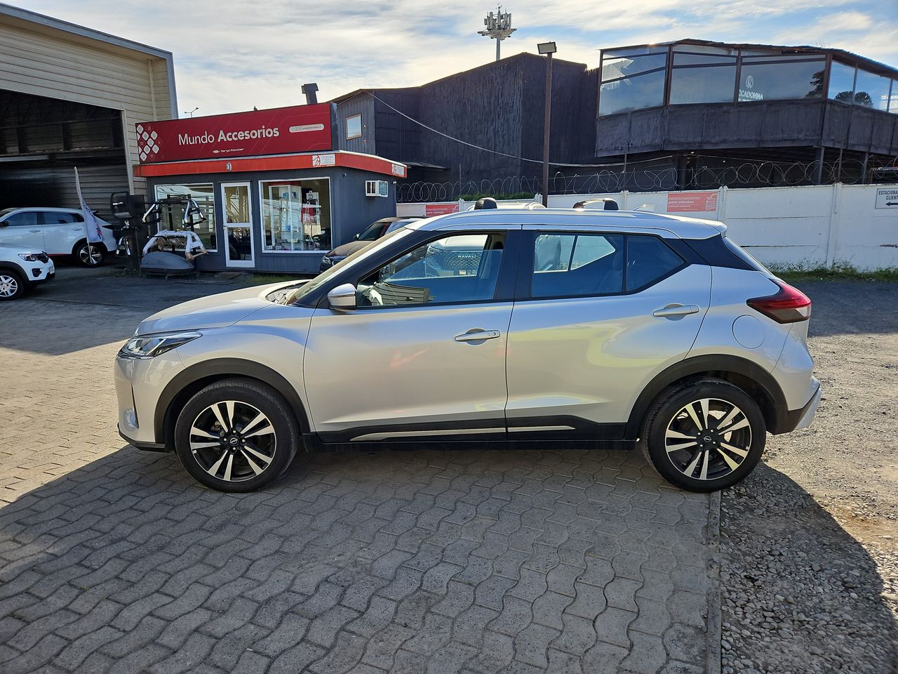 Nissan Kicks Kicks 1.6 At 2023 Usado en Usados de Primera - Sergio Escobar