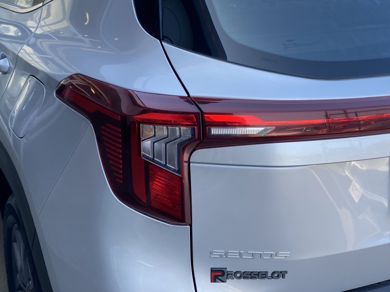 Kia Seltos Seltos Ex 1.5l 6mt - 2331 2025 Usado en Rosselot Usados