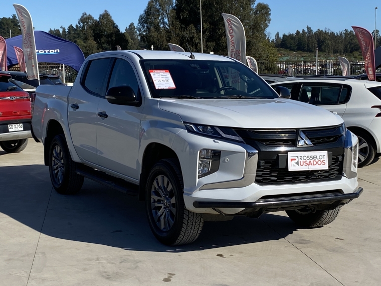 Mitsubishi L200 L200 Dakar Hp Dcab 4x4 2.4 Aut 2023 Usado en Rosselot Usados