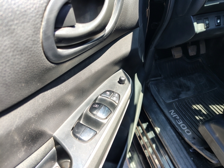 Nissan Np300 Np300 Dcab 4x4 2.3 2017 Usado en Rosselot Usados