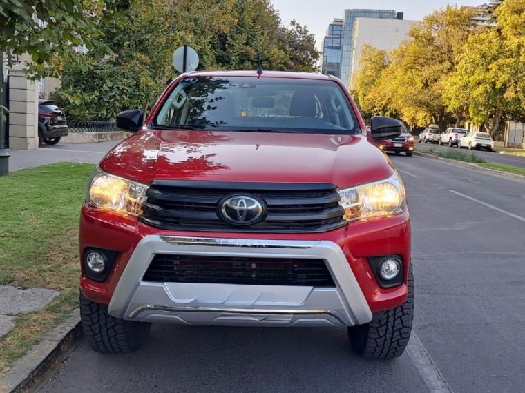 Toyota Hilux Dx 4x4 2.4 2021  Usado en Autos