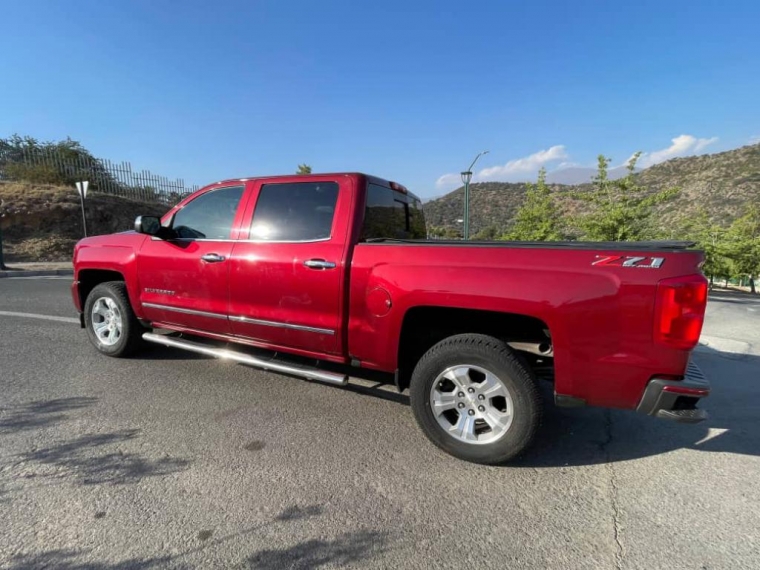 Chevrolet Silverado Dcab 4x4 Sohc 5.3 Aut 2018  Usado en Automarket Chile