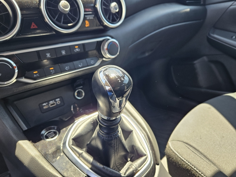 Nissan Sentra Mt 2.0 2023 Usado  Usado en Kovacs Usados