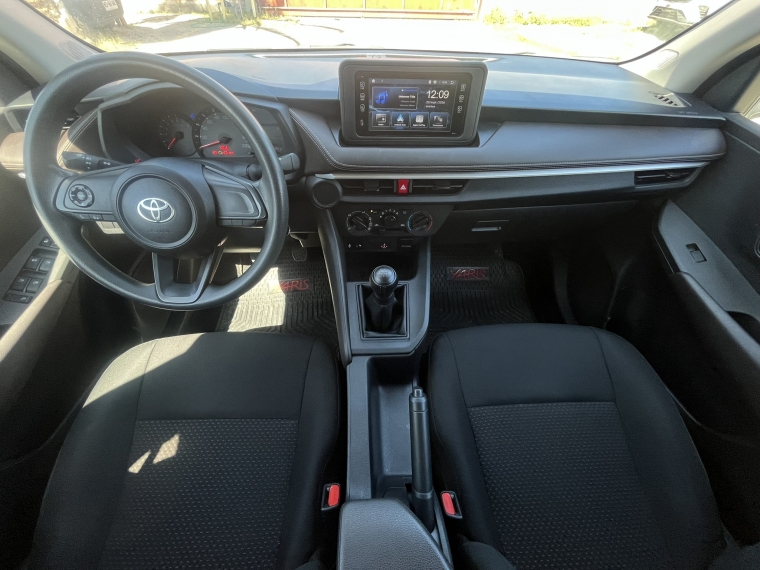 Toyota Yaris 1.5l I Mt 2025 Usado  Usado en Kovacs Usados