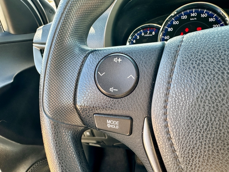 Toyota Yaris 1.5 Sedan Gli E Mt 2022 Usado  Usado en Kovacs Usados