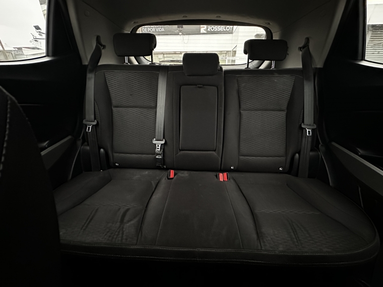 Ssangyong Tivoli Tivoli Gas 4x2 1.6 Mt Tv1010 2017 Usado en Rosselot Usados