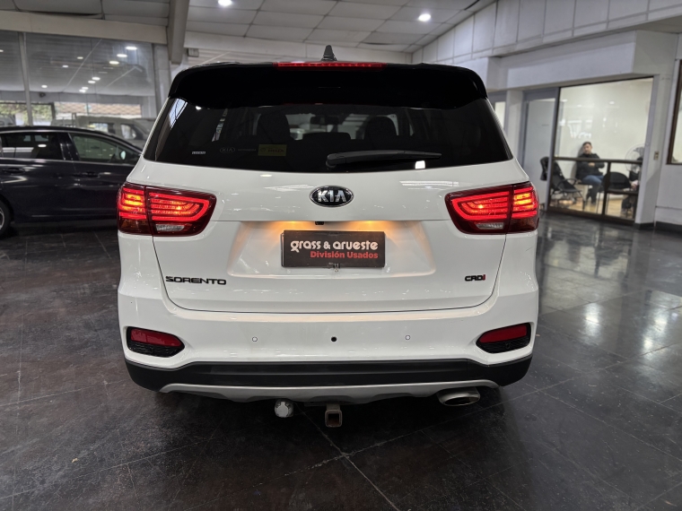 Kia Sorento Ex 2.2l Dsl 6mt 2wd 2020  Usado en Grass & Arueste
