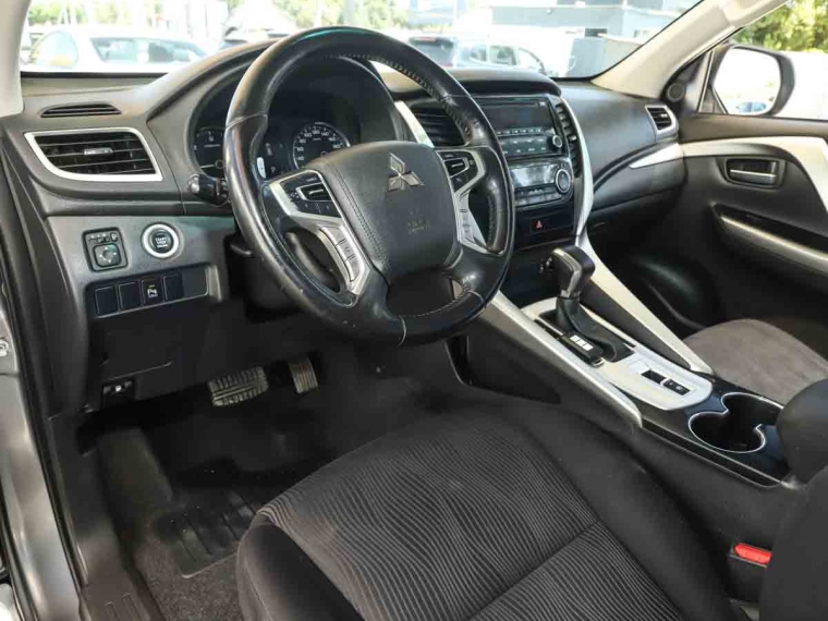 Mitsubishi Montero sport 2.4 4x2 At E5 2018 Usado  Usado en Webautos.cl