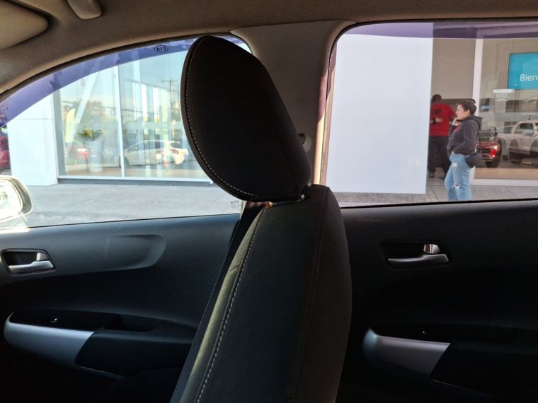Kia Morning 1.0 Lx Hb Abs 5mt 5p 2020 Usado  Usado en Webautos.cl