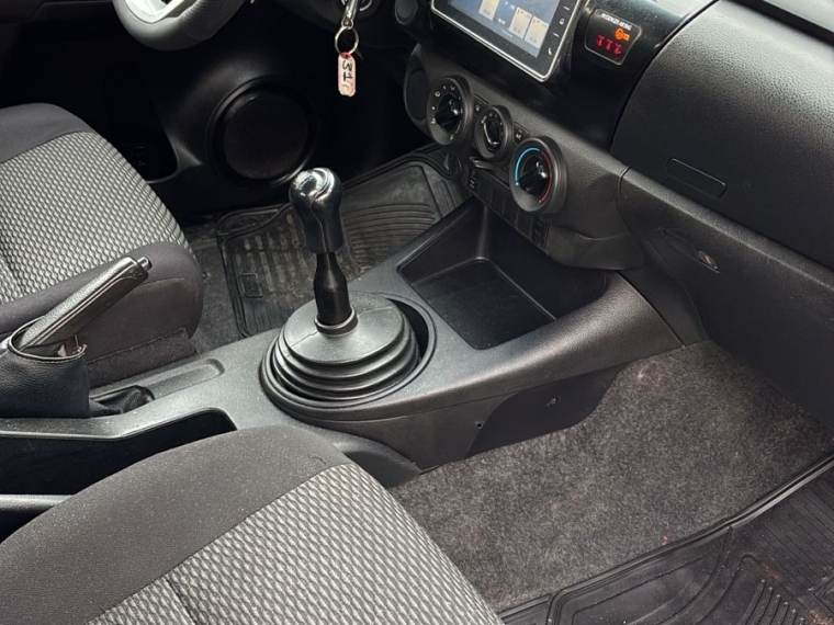 Toyota Hilux Dcab Dx 4X2 2.4Cc — foto 8 de 12