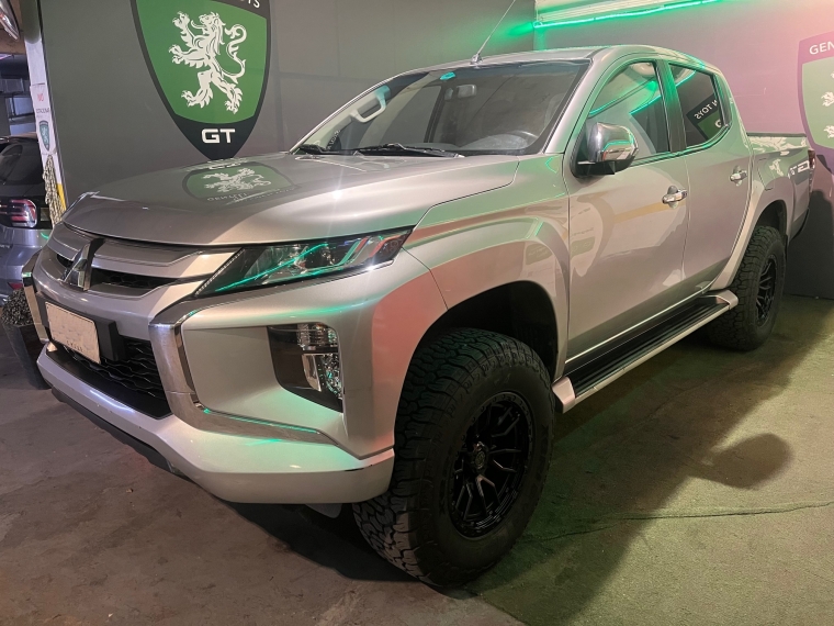 Mitsubishi L200 Dakar 4x4 Dcab 2.4 Aut 2021  Usado en GT Autos