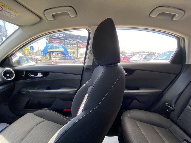 Kia Cerato Cerato Ex 1.6l 6mt Full 2020 Usado  Usado en Webautos.cl
