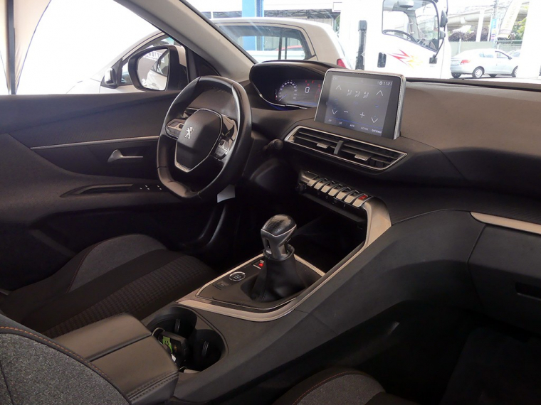 Peugeot 3008 Puretech 1.2l 2021 Usado  Usado en Webautos.cl
