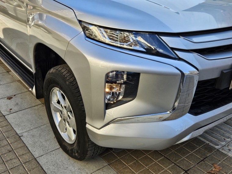 Mitsubishi Katana L200 Katana Crt 4x4 2.2 2024 Usado en Rosselot Usados