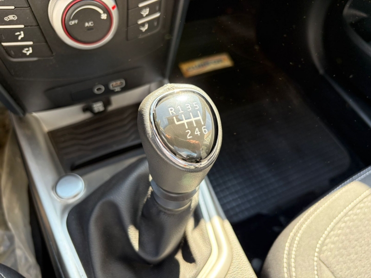 Mahindra Xuv 300 1.2 Comfort Mt 2025 Usado  Usado en Webautos.cl