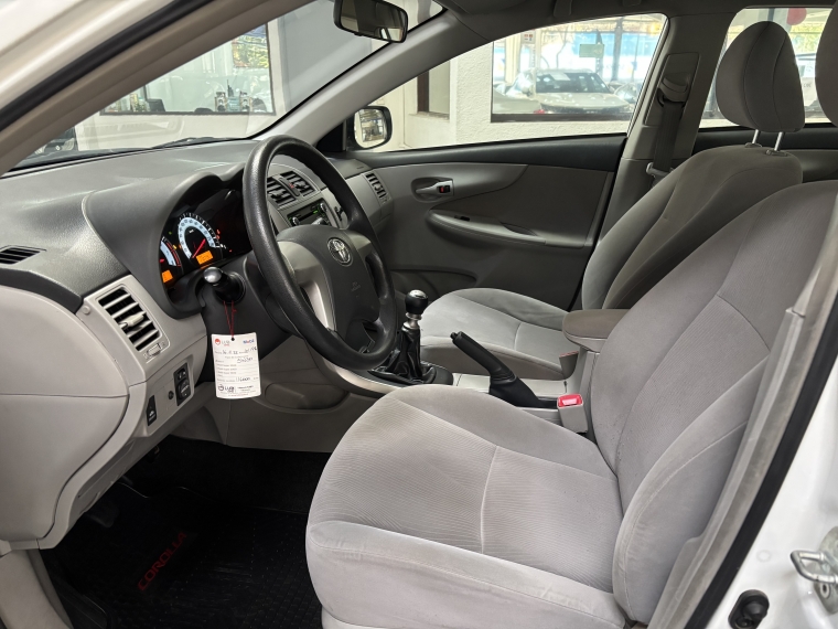 Toyota Corolla Gli 1.6l 6mt Ac 2013  Usado en Grass & Arueste