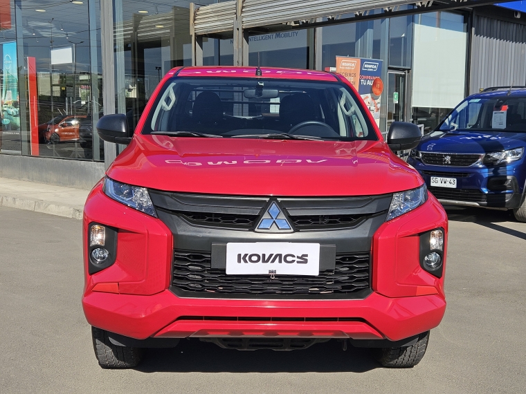 Mitsubishi L200 Work Xr Mt Diesel 2.4 2024 Usado  Usado en Kovacs Usados