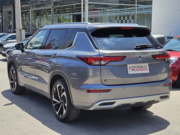Mitsubishi Outlander Outlander Gls Ltd 4x4 2.5 Aut 2023 Usado en Rosselot Usados