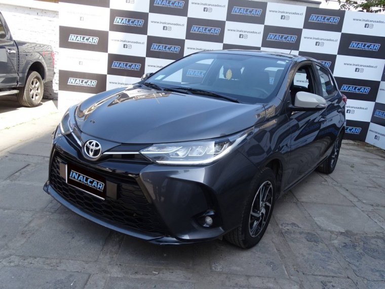 TOYOTA YARIS MT 2022