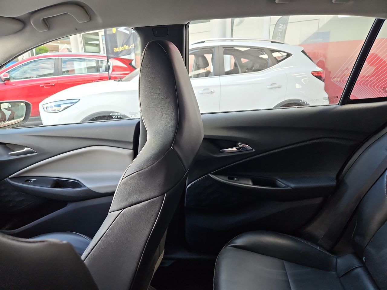 Chevrolet Onix Onix Hb 4x2 1.0 At 2024 Usado en Usados de Primera - Sergio Escobar