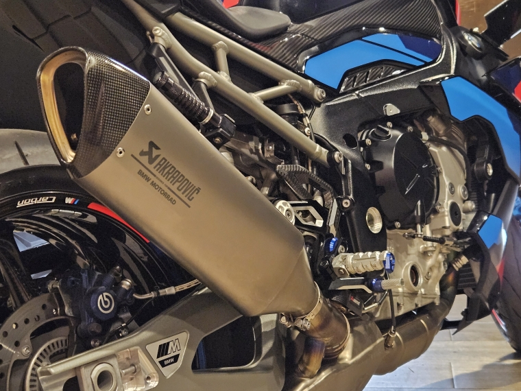 Bmw M 1000 r Carbon Pack 2025 Usado en BMW Premium Selection Bmw M 1000 r Carbon Pack 2025 Usado en BMW Premium Selection