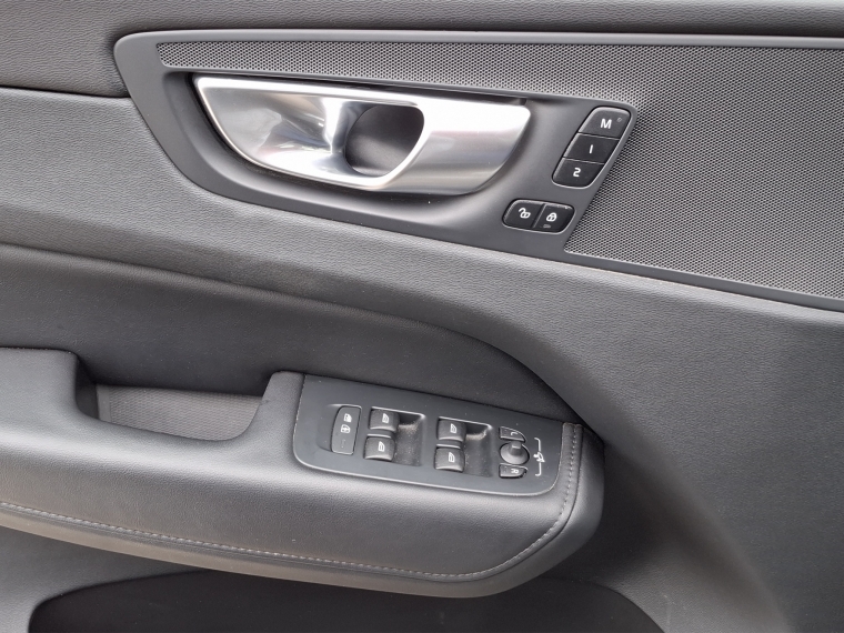 Volvo Xc60 Ii T8 Recharge 4x4 2.0 Aut 2024 Usado  Usado en BMW Premium Selection