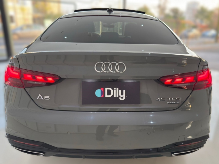 Audi A5 Sportback 45 Tfsi Quattro 2.0 Aut	 2022 Usado en Automotriz Olea Flaño