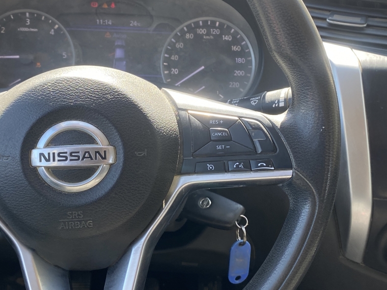 Nissan Navara D Cab  Mt 4x4 2.3 2022 Usado  Usado en Autoselect Usados