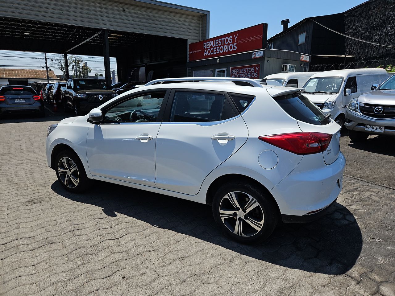 Jac Js2 Js2 Hatchback 1.5 2024 Usado en Usados de Primera - Sergio Escobar