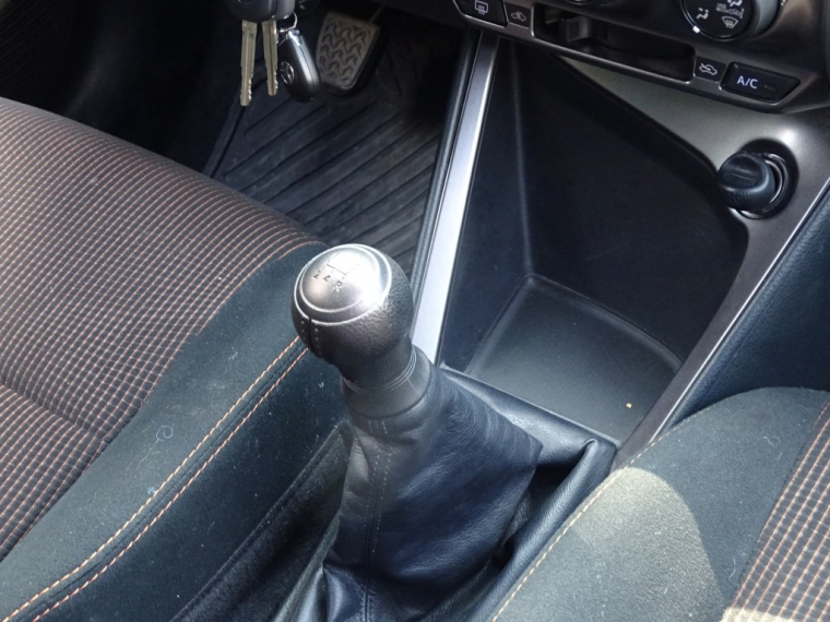 Toyota Yaris Sport Gle 1.5 2016 Usado  Usado en Webautos.cl