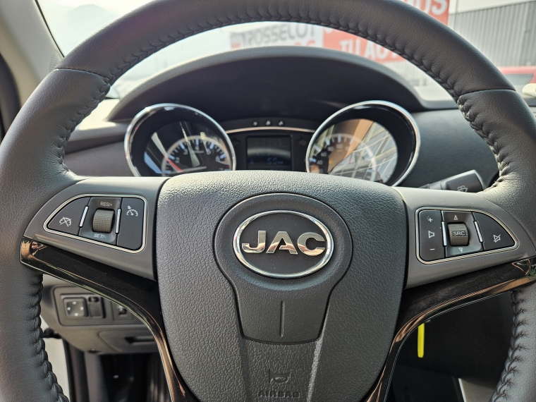 Jac T6 T6 Ce Comfort 2.0 Bencina Mt 4x2 2024 Usado en Rosselot Usados