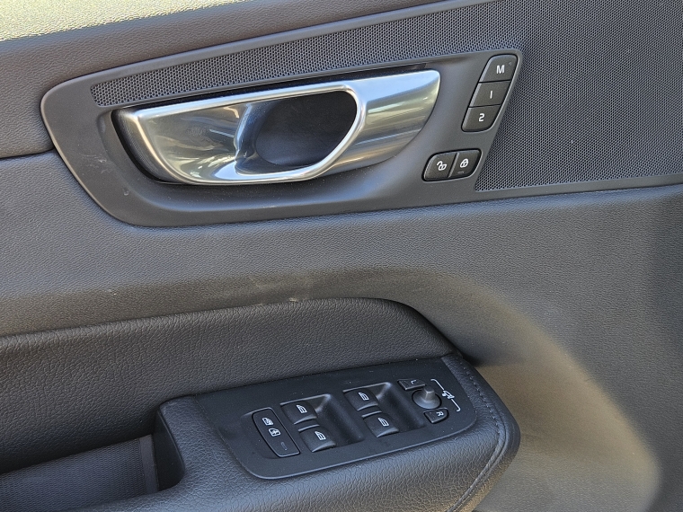 Volvo Xc60 Ii B5 4x4 2.0 Aut  2022 Usado  Usado en Autoselect Usados