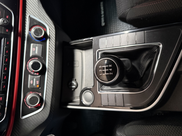 Dfm Sx5 Joyear Luxury 1.6l 5mt  Ac 2023  Usado en Grass & Arueste