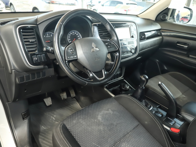 Mitsubishi Outlander 2.0 4x2  Mec 2019  Usado en Guillermo Morales Usados