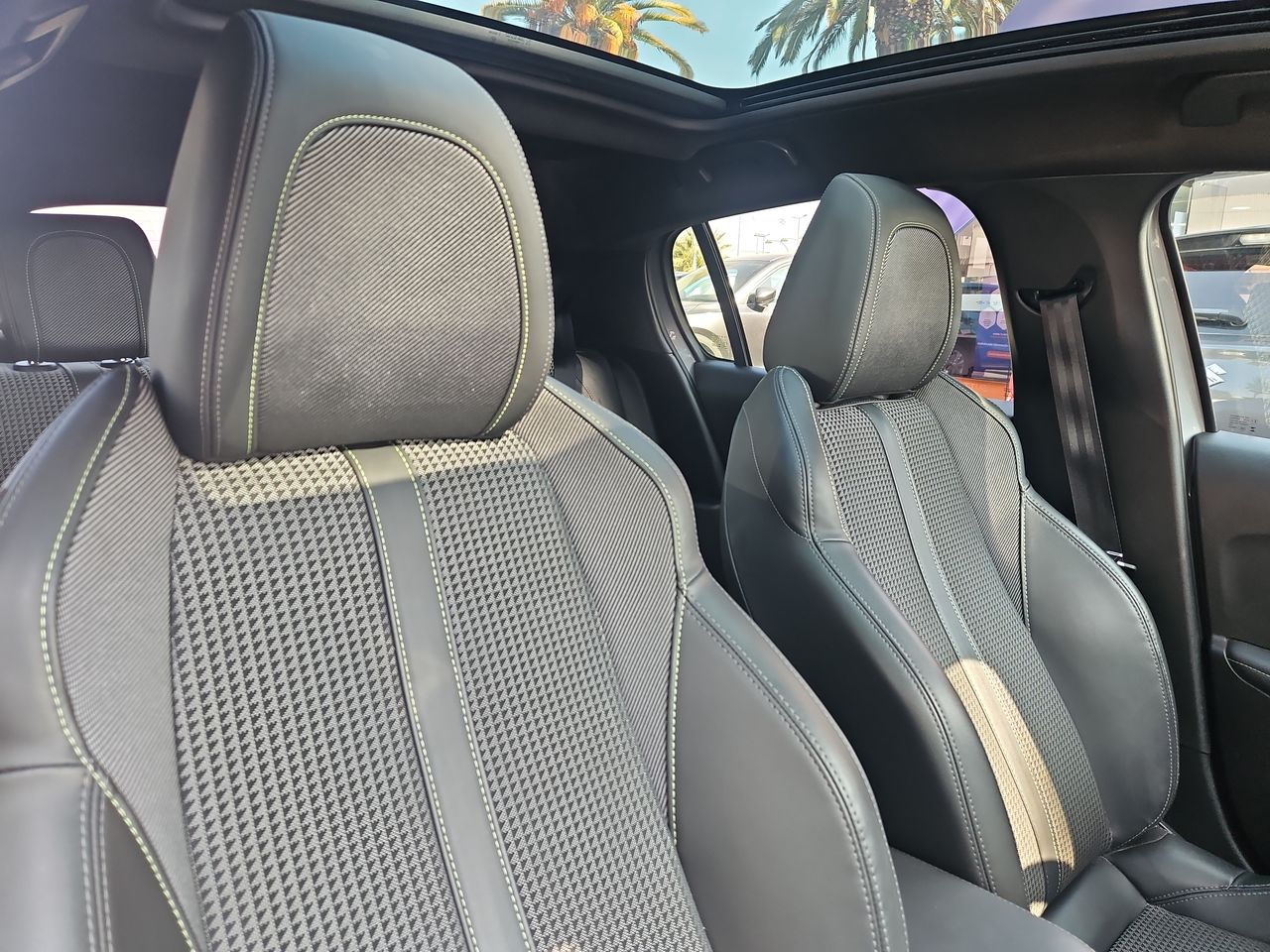 Peugeot 2008 2008 Puretech 130 Eat8 1.2 Aut 2023 Usado en Usados de Primera - Sergio Escobar