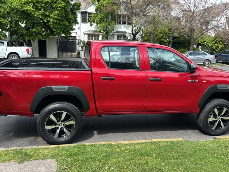 TOYOTA HILUX  Dcab DX 4x2 2.4cc - imagen 5